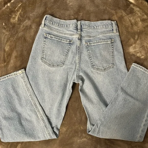 Old Navy Midrise Boyfriend Loose Jeans size 4 - Picture 9 of 13